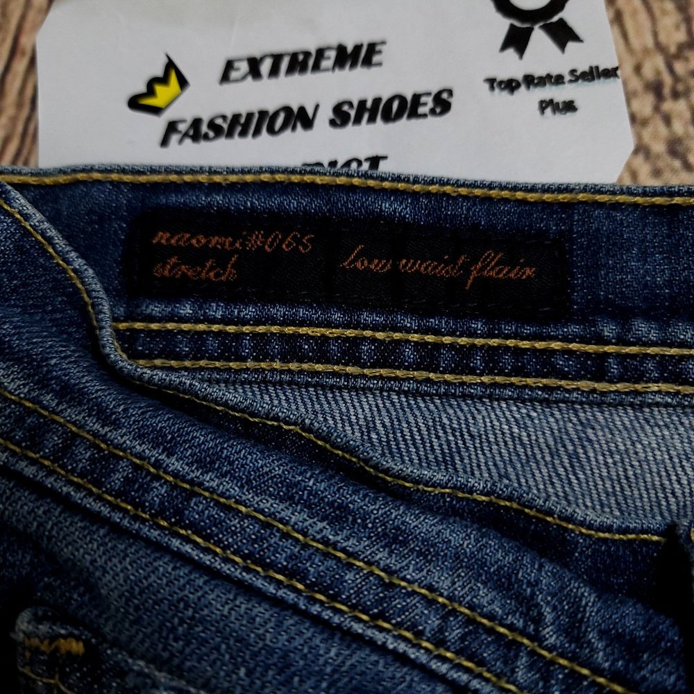 Citizens Of Humanity Naomi #065 Stretch Women's Flare Jeans Size 28x33 Low Rise - Picture 5 of 9